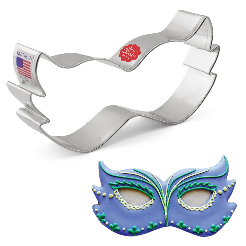 Mask Cookie Cutter, 4 1/2"