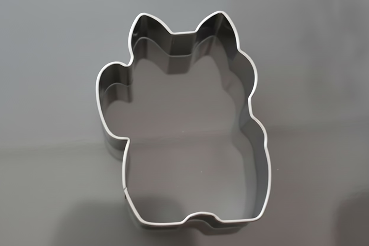 Cat Standing Cookie Cutter 3"